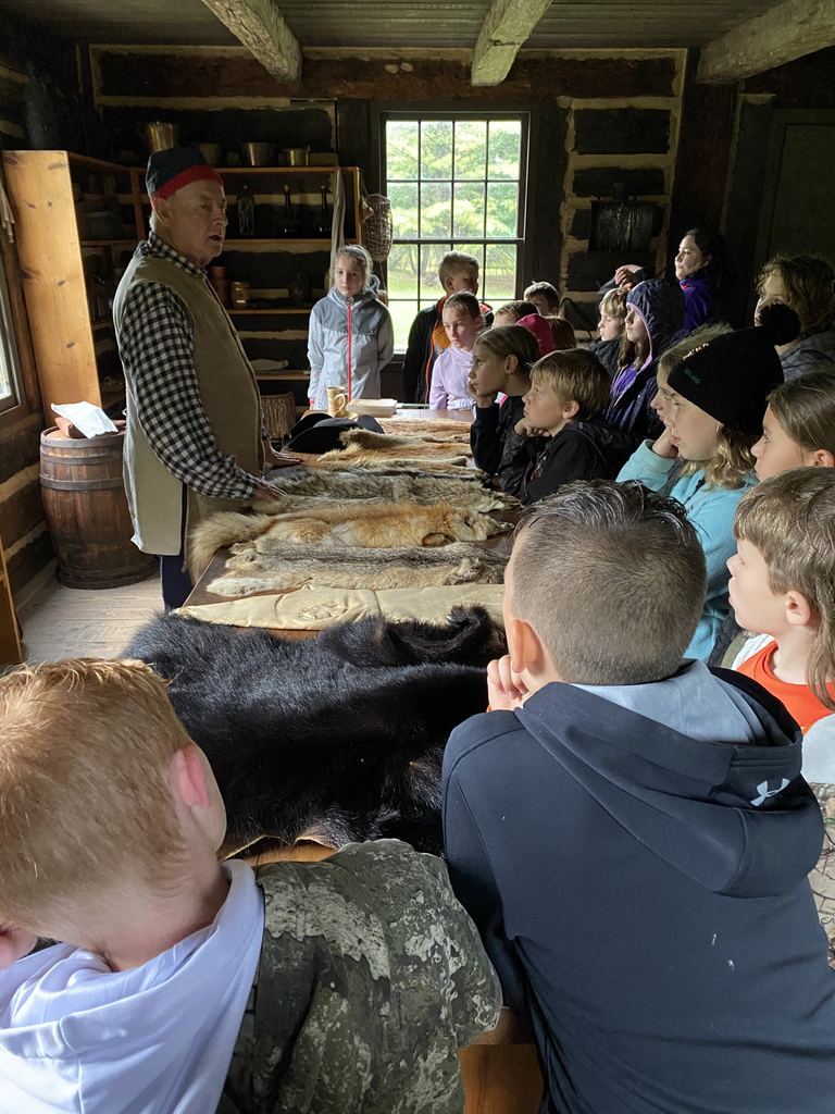 4th Graders learning about fur trade